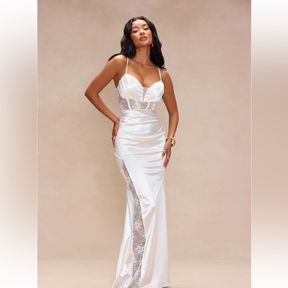 NWT Fashion Nova Lucinda satin gown off white lace wedding dress bride spandex - Picture 2 of 7